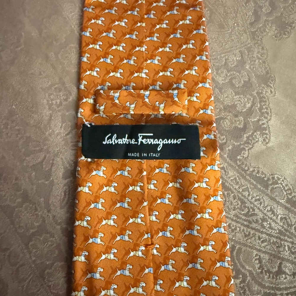 Salvatore Ferragamo Mens Orange Silk Tie - Picture 3 of 7